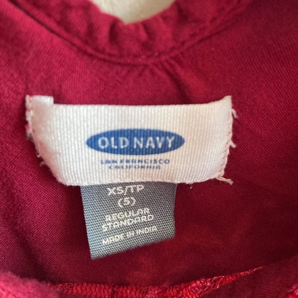 Bundle of girls dresses/tops size 5T (carters and old navy) - Picture 4 of 11